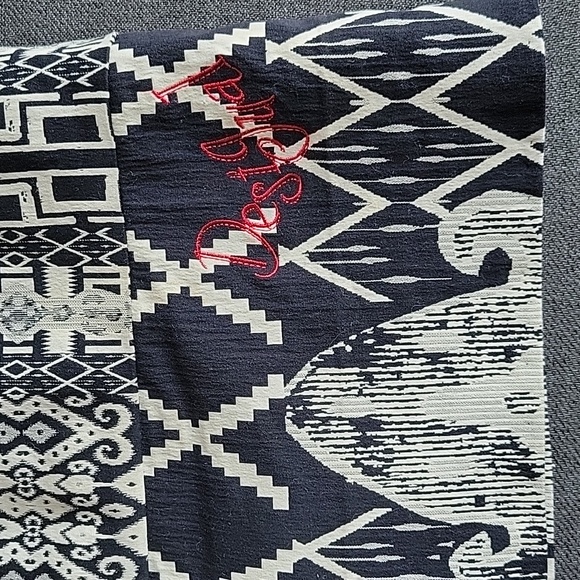 Desigual dress with eclectic pattern, pop of red, and artistic design - Picture 9 of 11